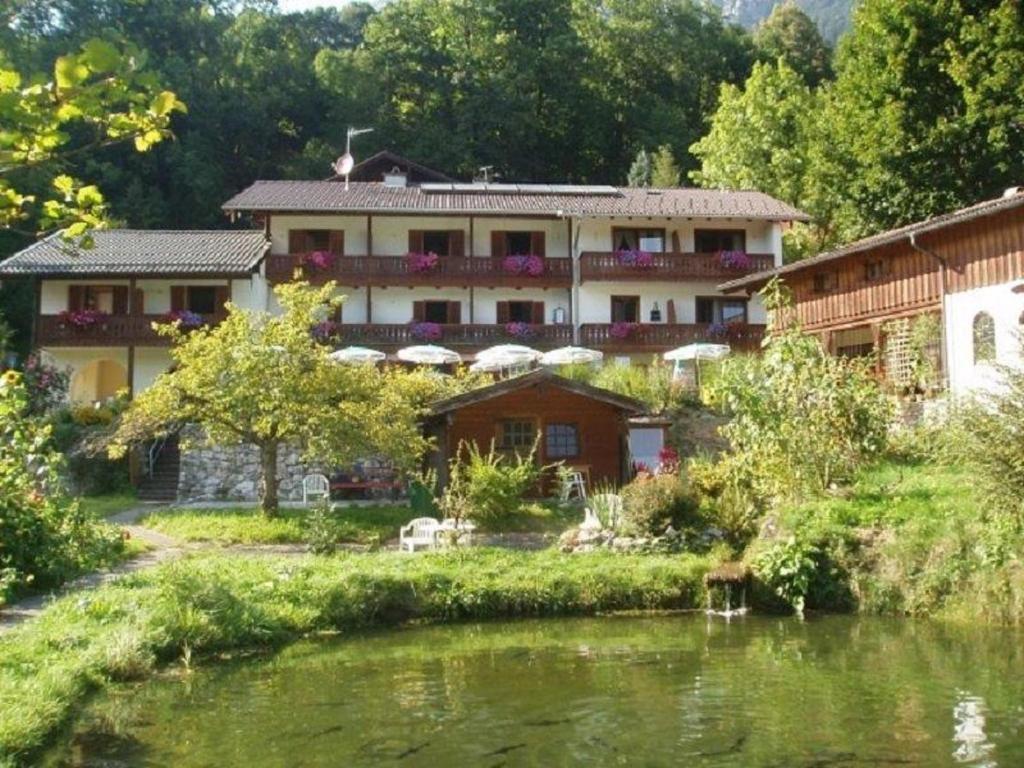 Ferienwohnungen Quellenhof Bad Reichenhall Exterior photo