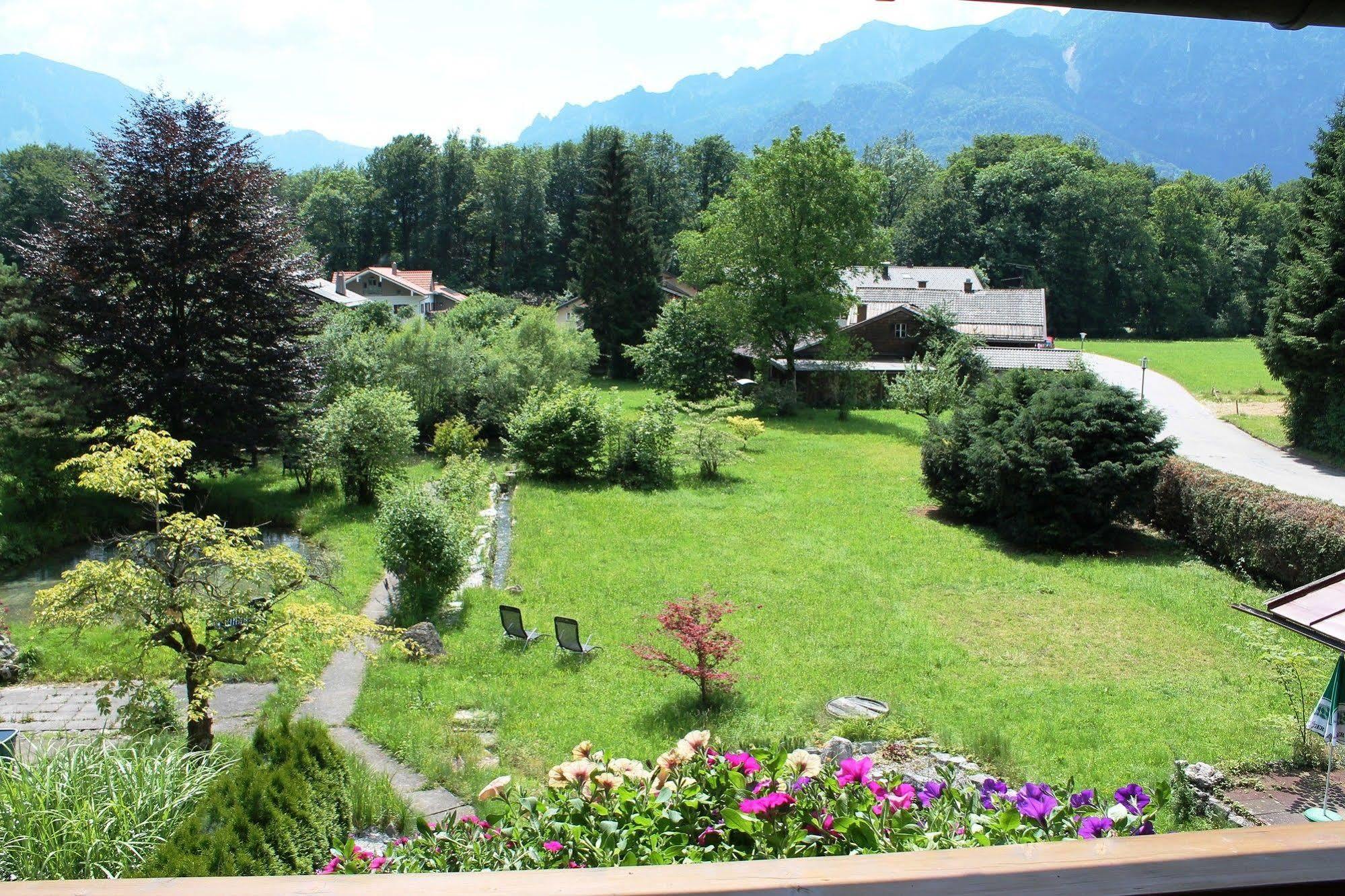 Ferienwohnungen Quellenhof Bad Reichenhall Exterior photo